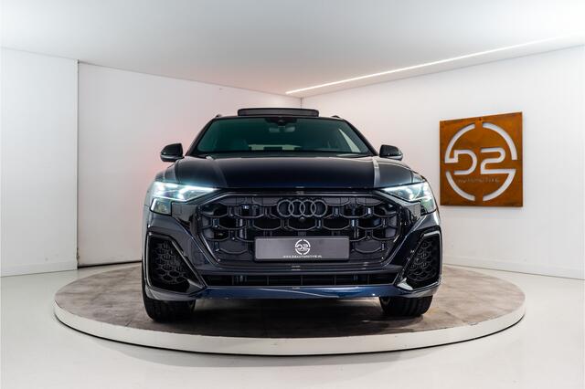 Audi Q8 60 TFSI E Quattro S-Edition Competition 490PK FACELIFT | NIEUW 2025 | 5 Jaar Garantie | BOMVOL!