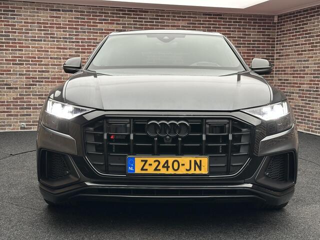 Audi Q8 4.0 TFSI SQ8 quattro | B&O| Dak| Head-up| Massage| Trekhaak| Luchtvering|