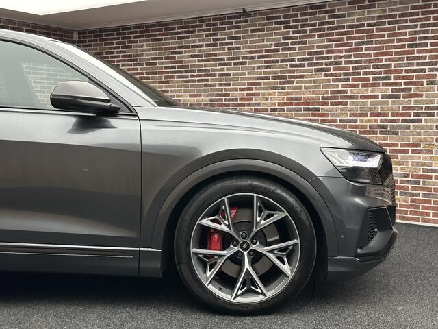 Audi Q8 4.0 TFSI SQ8 quattro | B&O| Dak| Head-up| Massage| Trekhaak| Luchtvering|