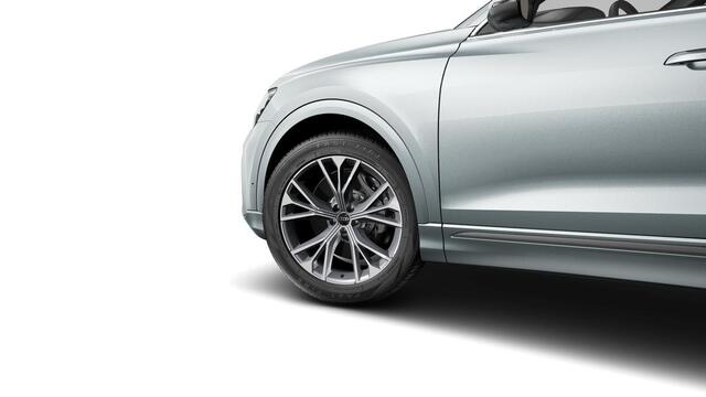 Audi Q8 55 TFSI e 394pk PHEV Quattro Pro Line S / Panoramadak / Head Up / 4-wielsturing / Wordt Verwacht