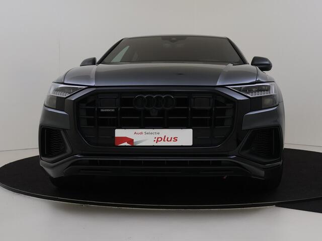 Audi Q8 55 TFSI e quattro Pro Line S | Panoramadak | Luchtvering | Trekhaak | Bang & Olufsen | 360 camera | Stoel- en stuurwielverwarming | Parkeerassistent | LED matrix verlichting | Optiek zwart Plus |