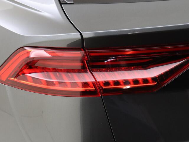 Audi Q8 55 TFSI e quattro Pro Line S | Panoramadak | Luchtvering | Trekhaak | Bang & Olufsen | 360 camera | Stoel- en stuurwielverwarming | Parkeerassistent | LED matrix verlichting | Optiek zwart Plus |