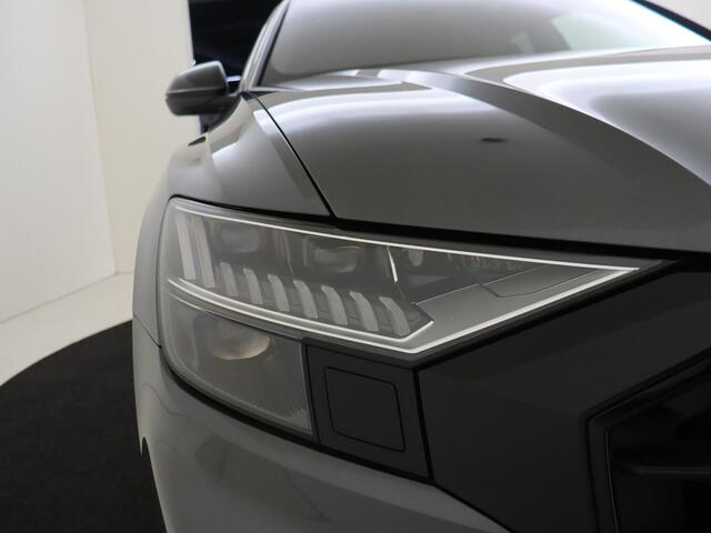 Audi Q8 55 TFSI e quattro Pro Line S | Panoramadak | Luchtvering | Trekhaak | Bang & Olufsen | 360 camera | Stoel- en stuurwielverwarming | Parkeerassistent | LED matrix verlichting | Optiek zwart Plus |