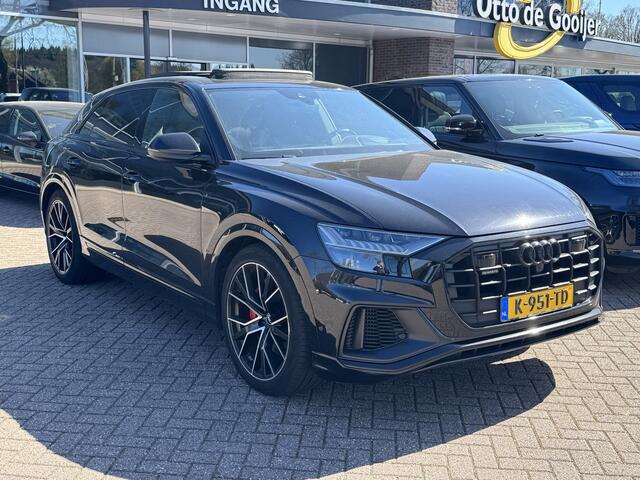 Audi Q8 55 TFSI e quattro Pro Line S / Vol opties!! / Trekhaak / Panoramadak / 360Camera / Head-up / 22'' / Softclose / B&O / Luchtvering / Keyless / Stuurverwarming / Sfeerverlichting / Stoelventilatie + verwarming / Dodehoek /