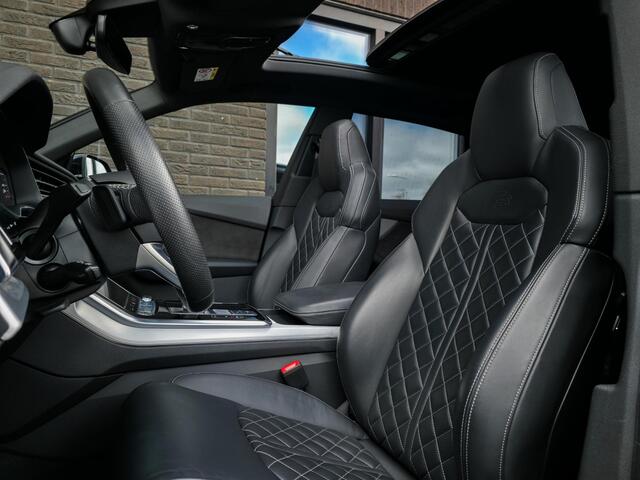 Audi Q8 60 TFSI e quattro 462pk | Pano | 23"| RS Stoelen | Luchtv. | B&O | Dubbel glas | Park | Stad | Tour | Memo