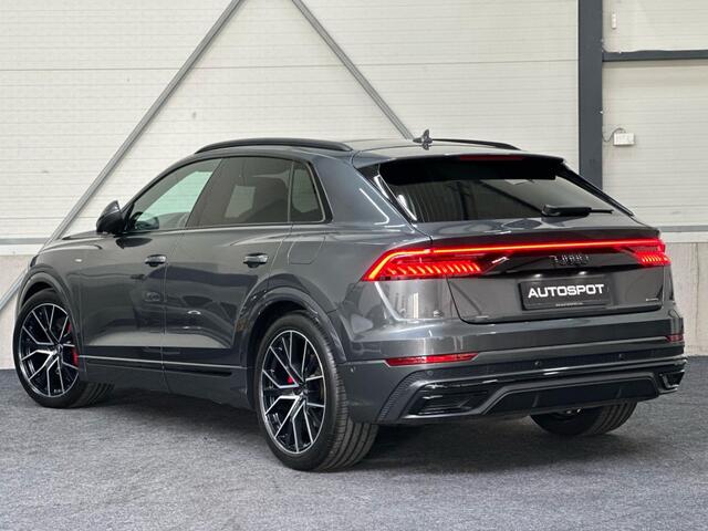 Audi Q8 55 TFSI e Quattro S-Line Soft-Clo ACC B&O Matrix Camera