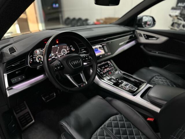 Audi Q8 55 TFSI e Quattro S-Line Soft-Clo ACC B&O Matrix Camera