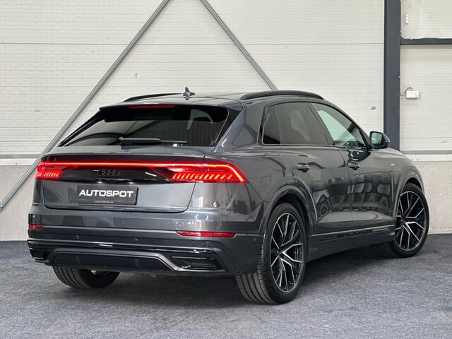 Audi Q8 55 TFSI e Quattro S-Line Soft-Clo ACC B&O Matrix Camera