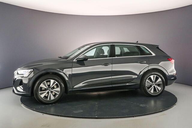 Audi Q8 e-tron 50 quattro Edition 95 kWh | Luchtvering | Adapt. Cruise | Camera | MMI Plus | Audi Sound | Full Led | 19 Inch |
