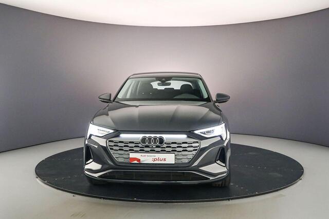 Audi Q8 e-tron 50 quattro Edition 95 kWh | Luchtvering | Adapt. Cruise | Camera | MMI Plus | Audi Sound | Full Led | 19 Inch |