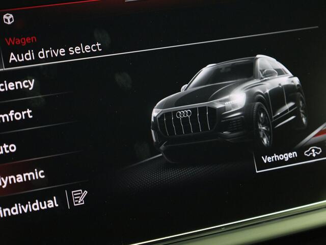 Audi Q8 55 TFSIe 280kW/381PK quattro S Line · Leder · Luchtvering · Panoramadak