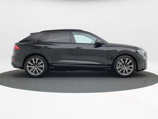 Audi Q8 55 TFSi e 394 Pk Automaat quattro S-Line | HD Matrix LED | Vierwielbesturing | B&O Audio | Trekaak | Panoramadak | Zwart Optiek | Luchtvering | 18.804 Km!!