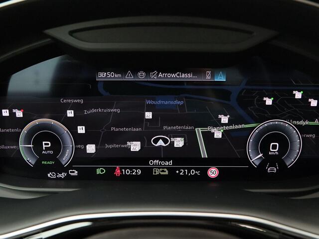Audi Q8 55 TFSi e 394 Pk Automaat quattro S-Line | HD Matrix LED | Vierwielbesturing | B&O Audio | Trekaak | Panoramadak | Zwart Optiek | Luchtvering | 18.804 Km!!