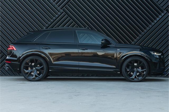 Audi Q8 55 TFSI quatto S-Line Panodak S-Stoelen Head-up Matrix B&O