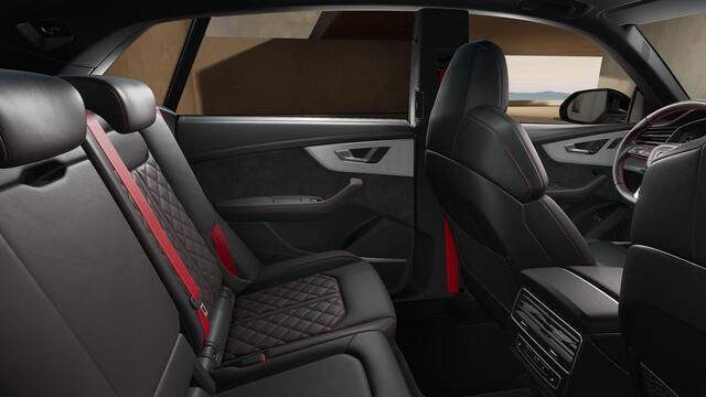 Audi Q8 55 TFSI e quattro Pro Line S panoramadak, head-up display, vierwielbesturing, B&O soundsysteem, comfortsleutel, sportstoelen plus, assistentie pakket PLUS, leder interieur uitgebreid, 23"LM velgen