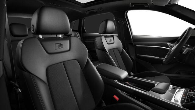 Audi Q8 e-tron 50 quattro S Edition 95 kWh | 340 PK | Panoramadak | Luchtvering | Navigatiesysteem | 21" Velgen | Audi virtual cockpit | S line |