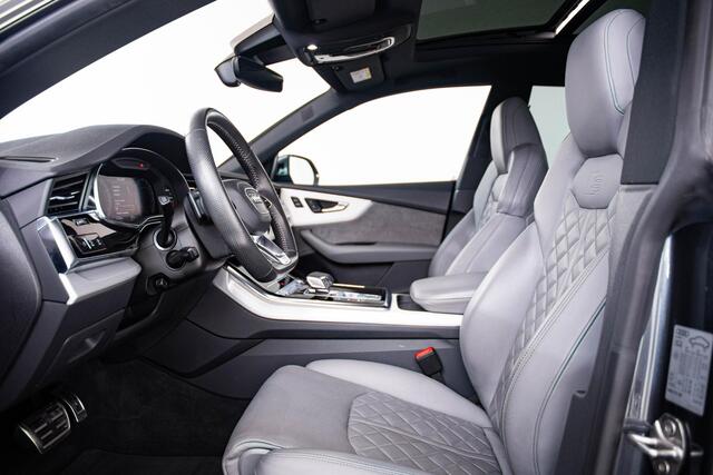 Audi Q8 55 TFSI quattro Pro Line Plus S line - S line exterieur pakket - Trekhaak - Panoramadak - Bang & Olufsen - Assistentiepakket Tour/City - Parkeerhulp vóór/achter - S sportstoelen - Stoelventilatie - Achterbank plus -