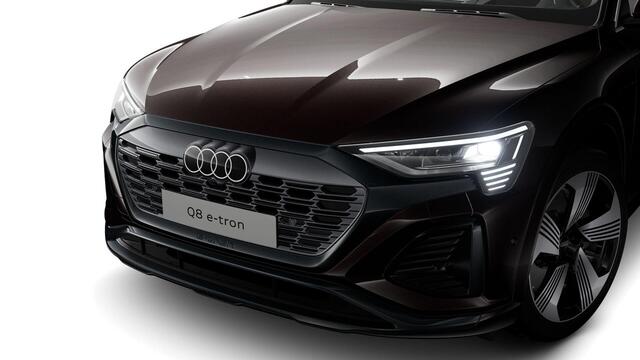 Audi Q8 Sportback e-tron 55 quattro S Edition Competition 115 kWh | 408 PK | Soh 82% | Digitale Matrix LED verlichting | Head-up display | B&O Premium sound | Luchtvering |