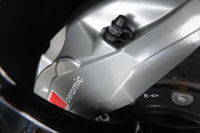 Audi Q8 4.0 TFSI RS Q8 quattro | Pano | Keramisch | Carbon | Trekhaak | HUD | B&O | RS Dynamic Plus |