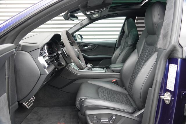 Audi Q8 4.0 TFSI RS Q8 quattro | Pano | Keramisch | Carbon | Trekhaak | HUD | B&O | RS Dynamic Plus |