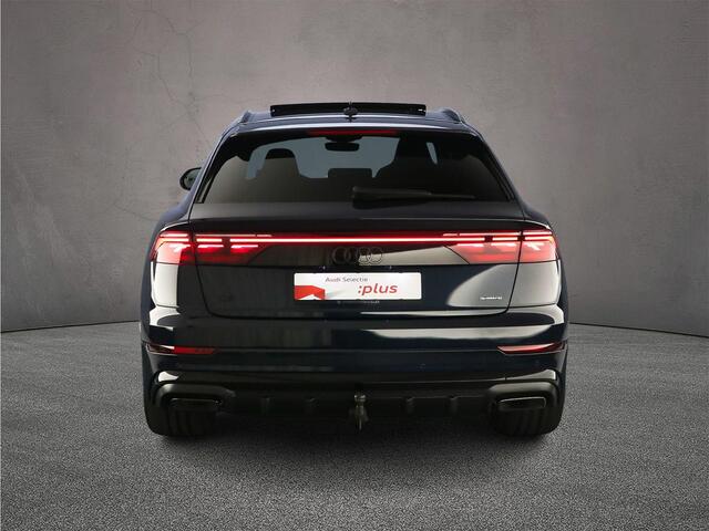 Audi Q8 55 TFSI e quattro Pro Line S | S Line | Head Up | Achterasbesturing | B&O | Pano. Dak | Adapt. Cruise | 23 Inch | Matrix Led |