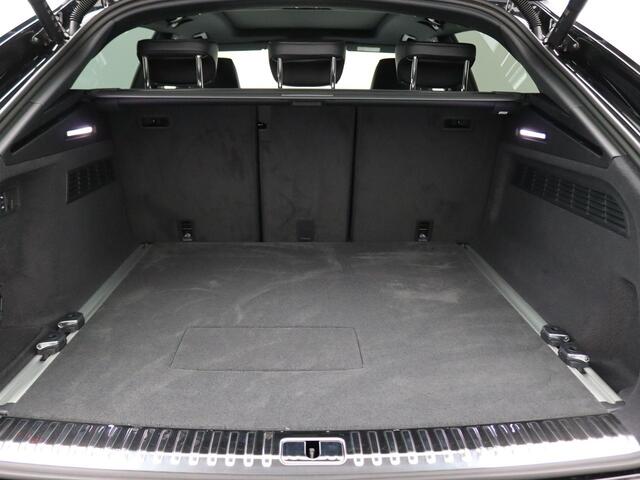 Audi Q8 60 TFSIe quattro Pro Line S Competition 489PK Tipt Panoramadak, 360 gr. camera, trekhaak, leder, Laser-led, Bang&Olufsen, head-up, stoelventilatie, luchtvering, 23" lichtmetaal