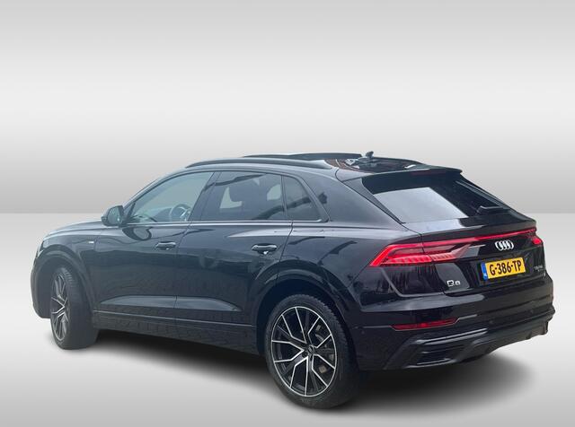 Audi Q8 50 TDI quattro Pro Line S / Trekhaak / Panoramadak / 360Camera / 22'' / Luchtvering / B&O / Softclose / Sfeerverlichting / Dodehoek / Stoelverwarming / DAB / ACC