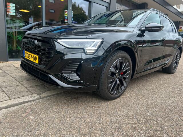 Audi Q8 55 QUATTRO S-Edition 115 kwh Panoramadak BenO Leder