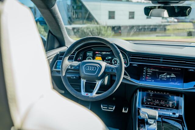 Audi Q8 60 TFSI e 557pk quattro ABT Competition | ABT HR23 | Advanced onderstel | Audi Exclusive | Stoelventilatie + Massage | Sportstoelen plus | Servosluiting | Trekhaak | Sportstoelen plus | Head up | Assistentiepakket plus
