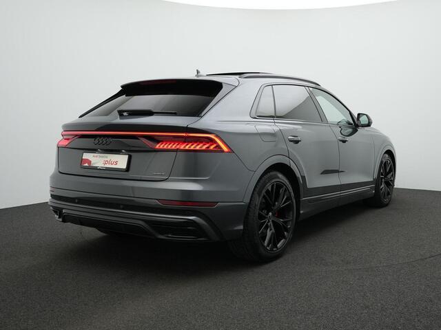 Audi Q8 60 TFSI e 462 pk Tiptronic quattro Pro Line S Competition | Panoramadak | Valcona leder | Luchtvering sport | Bang & Olufsen sound | Geheugenfunctie voorstoelen | Stoelventilatie | Sportstoelen plus | 21 inch