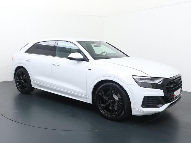 Audi Q8 55 TFSI e quattro Pro Line Advanced | 340 PK | SoH 97% | Automaat | Multifunctioneel stuurwiel | Cruisecontrol | Luchtvering |