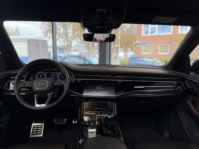 Audi Q8 60 TFSI e quattro S Competition PANO / CAMERA / RS SEATS / SQ8 BTW