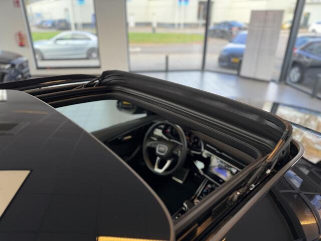 Audi Q8 60 TFSI e quattro S Competition PANO / CAMERA / RS SEATS / SQ8 BTW