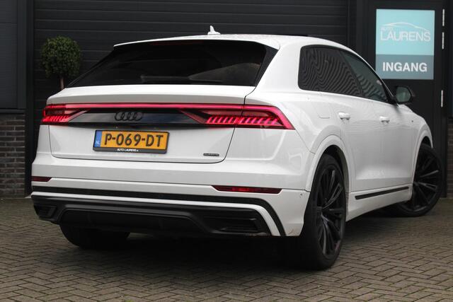 Audi Q8 60 TFSI e quattro Competition | Pano | Trekhaak |