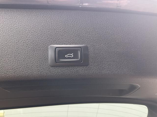 Audi Q8 55 quattro Advanced Edition Plus 95kWh 1eig Trekhaak HUD S Line Leer Memory Adap.Cruise VOL!