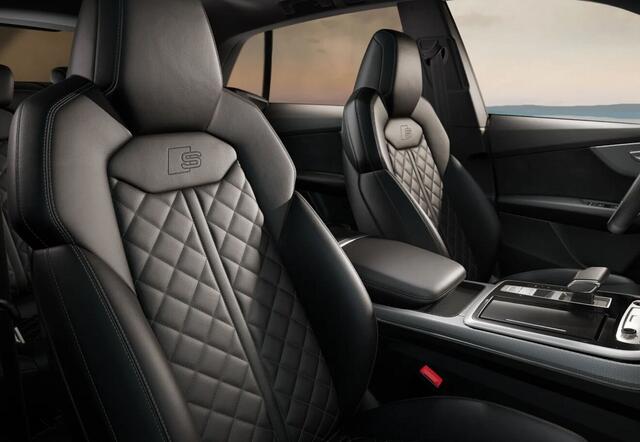 Audi Q8 55 TFSI e Quattro Pro Line S | Pano | RS stoelen | Head-up | Matrix