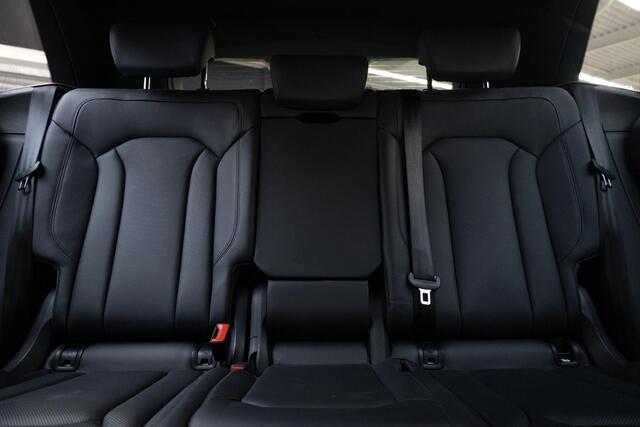 Audi Q8 55 TFSI quattro Pro Line Plus | 21 Inch | Trekhaak |