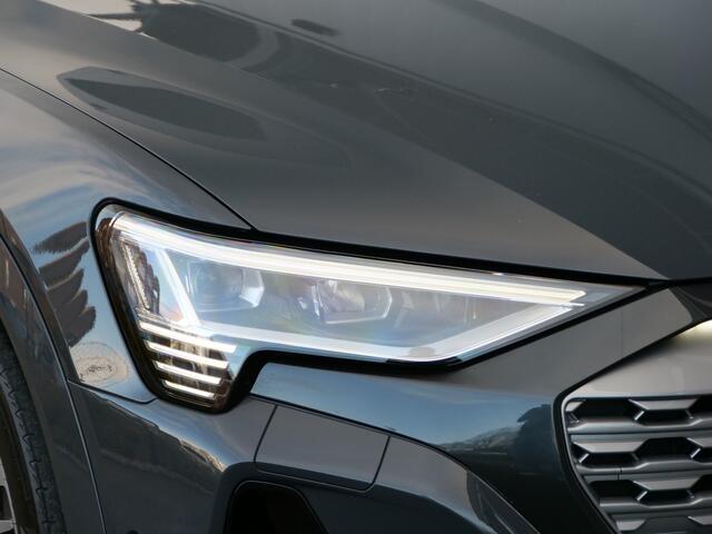 Audi Q8 e-tron 50 quattro S Edition 95 kWh 340 Pk Automaat Navi / Leer / DAB / Apple Carplay / Massage stoel