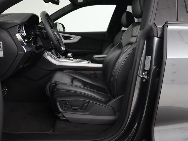 Audi Q8 50 TDI quattro Pro Line S | Panoramadak | Nappaleder | Head-Up | Adaptive cruise | Bang & Olufsen | Matrix LED | 360 Camera | Trekhaak | Stuurverwarming | Side Assist | Keyless | Memory Carplay | Soft-close