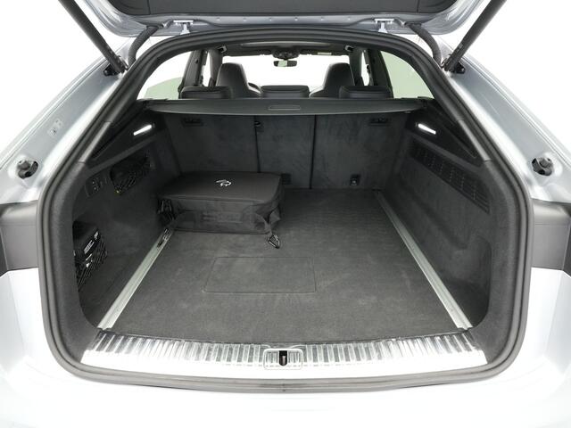 Audi Q8 55 TFSI e 381 pk quattro S-Line Panorama Matrix Led Camera Luchtvering Stoelverwarming Navigatie Carplay 16