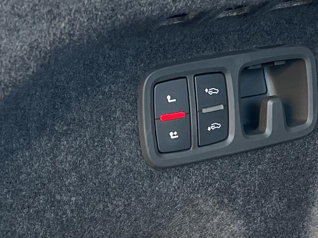 Audi Q8 60 TFSI e Quattro Competition | Camera | Trekhaak |