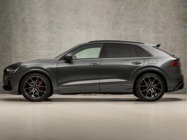Audi Q8 55 TFSI e quattro S-Line Sport 381Pk Automaat (PANORAMADAK, LUCHTVERING, HEAD-UP DISPLAY, BANG&OLUFSEN, 360 CAMERA, STOELVERWARMING ACHTER, KEYLESS, MATRIX LED, NIEUWSTAAT)