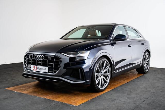 Audi Q8 55 TFSI e quattro Pro Line Advanced Panoramadak - Comfortstoelen - Head up - B&O - Audi active lane assist - Adaptive air suspension - Elektrisch verstelbare stoelen - Stoelmassage/Ventilatie -