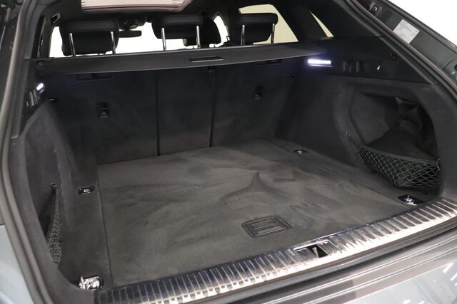 Audi Q8 e-tron 50 quattro S Edition 95 kWh | Panoramadak | SoH 94% | Elektr stoelen | Luchtvering | LED verlichting |