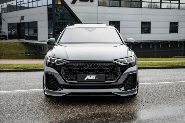 Audi Q8 60 TFSI e ABT Aero Competition | Audi Exclusive Nardogrijs | Advanced onderstel | Stoelventilatie + massagefunctie | Uitgebreid lederpakket | Carbon | Head up | B&O | Servosluiting