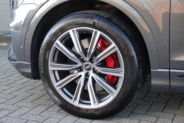 Audi Q8 55 TFSI e quattro Pro Line S | Luchtvering | Trekhaak | HUD | Memory | Matrix | 360 |
