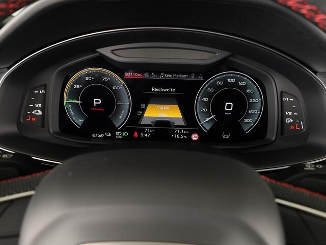 Audi Q8 60 TFSI e quattro Pro Line S Competition 490pk | Panoramadak | HUD | 4 wielbesturing | Stoel ventilatie en massage | Verlengde garantie | 23 inch Lichtmetalen velgen