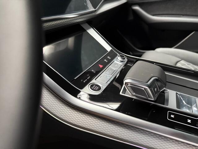 Audi Q8 Q8 3xS-LINE 23 inch soft close RS ruit leer head-up trekhaak