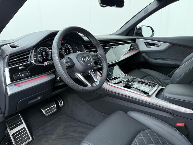 Audi Q8 60 TFSI e quattro | 490 PK | SoH 97% | S-Line | Lederen bekleding Volcano met ruit | Panoramadak | Head -Up display | Assistentiepakket plus | Trekhaak |