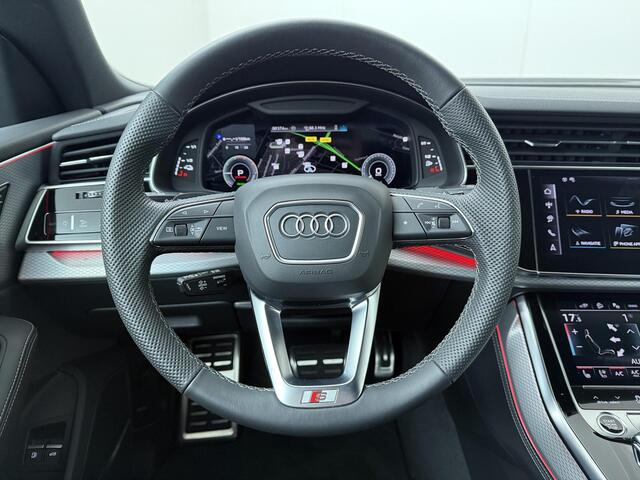 Audi Q8 60 TFSI e quattro | 490 PK | SoH 97% | S-Line | Lederen bekleding Volcano met ruit | Panoramadak | Head -Up display | Assistentiepakket plus | Trekhaak |